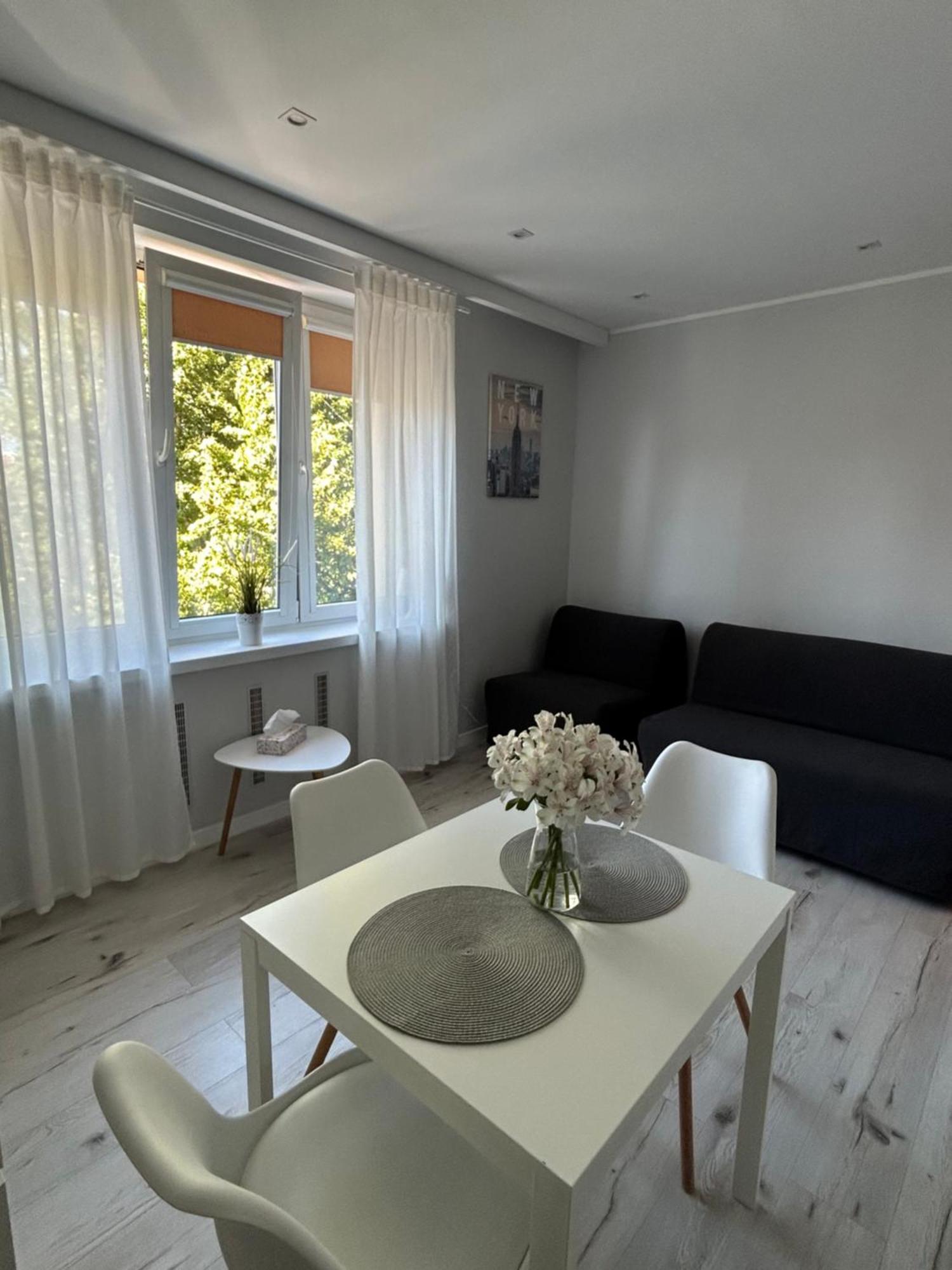 Apartament Na Dworcowej Centrum Parking Gratis Wroclaw Exterior photo